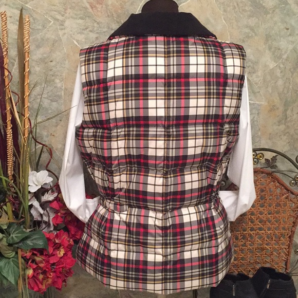 Eddie Bauer 🌹winter puffer vest coat - Picture 3 of 8